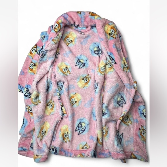 Bluey Pink Kids Robe - Picture 4 of 5